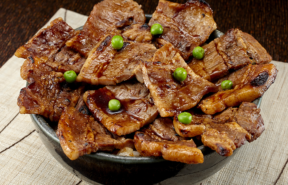 北海道グルメの定番「豚丼」